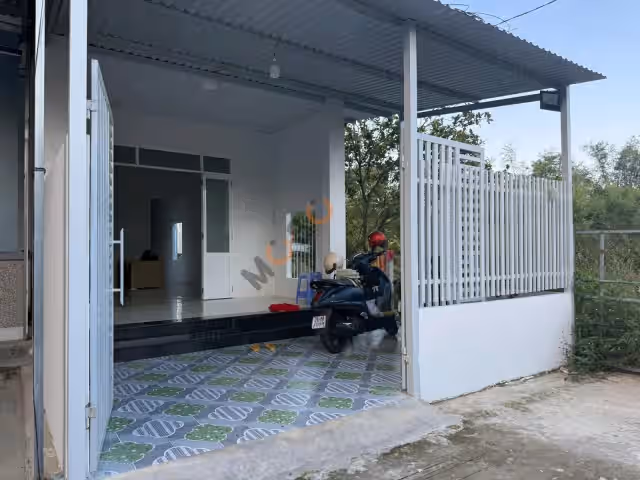 Bán nhà hẻm Thôn Trường Thạnh  Huyện Diên Khánh, Khánh Hòa – 2 phòng ngủ, giá 1.8 tỷ