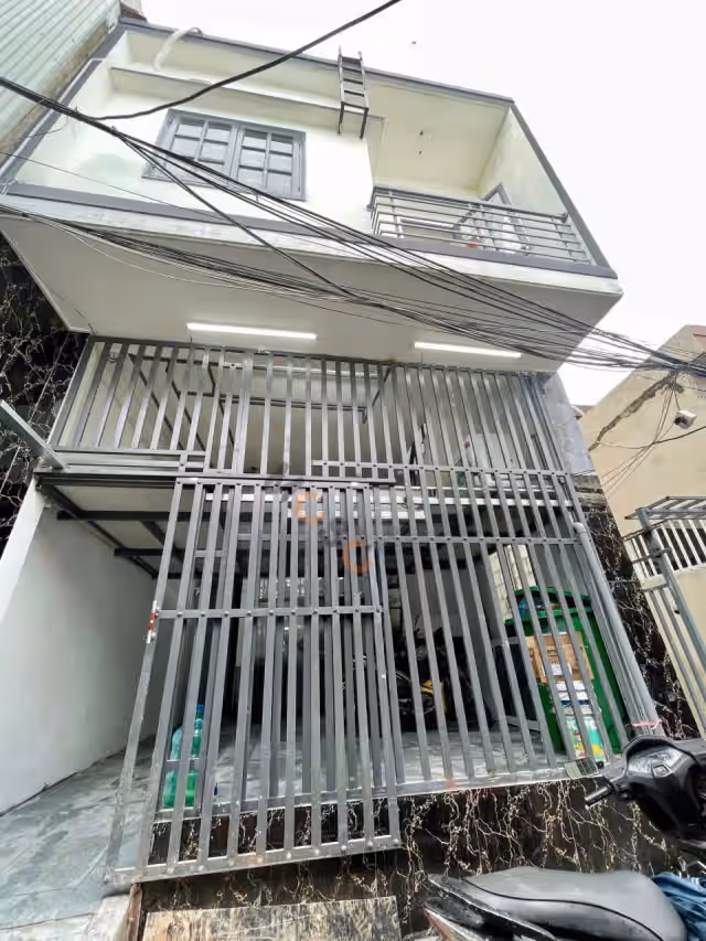 Bán nhà hẻm Núi Thành Quận Hải Châu, TP. Đà Nẵng – 15 phòng ngủ, giá 7.9 tỷ Bán nhà hẻm Núi Thành Quận Hải Châu, TP. Đà Nẵng – 15 phòng ngủ, giá 7.9 tỷ