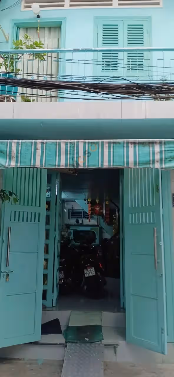 Bán nhà hẻm Đường Cách Mạng Tháng 8 Quận Tân Bình, TP.HCM – 3 phòng ngủ, giá 8 tỷ Bán nhà hẻm Đường Cách Mạng Tháng 8 Quận Tân Bình, TP.HCM – 3 phòng ngủ, giá 8 tỷ