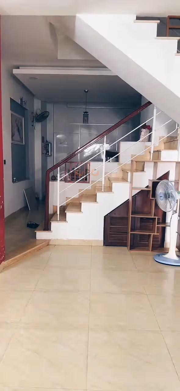 Bán nhà hẻm Lý Tự Trọng Quận Hải Châu, TP. Đà Nẵng – 4 phòng ngủ, giá 5.5 tỷ Bán nhà hẻm Lý Tự Trọng Quận Hải Châu, TP. Đà Nẵng – 4 phòng ngủ, giá 5.5 tỷ