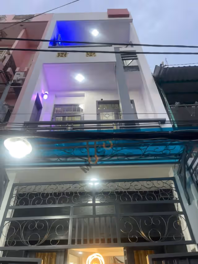 Bán nhà hẻm Âu cơ Quận 11, TP.HCM – 4 phòng ngủ, giá 6 tỷ Bán nhà hẻm Âu cơ Quận 11, TP.HCM – 4 phòng ngủ, giá 6 tỷ