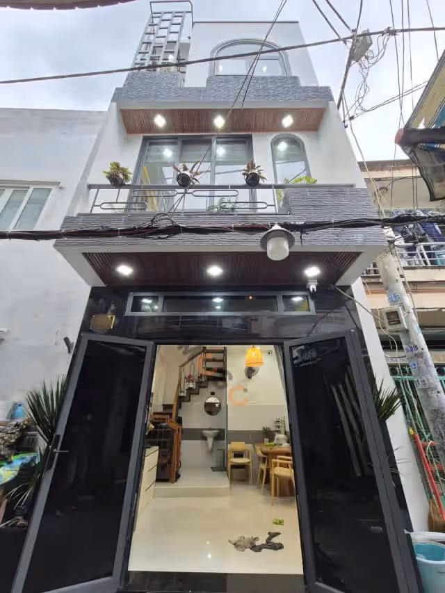 Bán nhà hẻm Nguyễn Tri Phương Quận 10, TP.HCM – 2 phòng ngủ, giá 4.7 tỷ Bán nhà hẻm Nguyễn Tri Phương Quận 10, TP.HCM – 2 phòng ngủ, giá 4.7 tỷ
