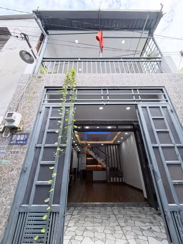 Bán nhà hẻm Hiệp Thành 45 Quận 12, TP.HCM – 2 phòng ngủ, giá 3.1 tỷ