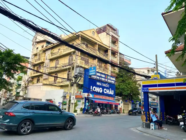 Bán nhà mặt tiền Nguyễn Cửu Vân Quận Bình Thạnh, TP.HCM – 6 phòng ngủ, giá 60 tỷ