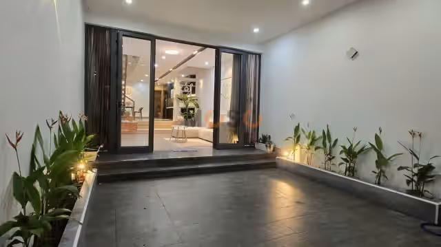 Bán nhà mặt tiền Đường Ngô Thế Vinh Quận Hải Châu, TP. Đà Nẵng – 4 phòng ngủ, giá 10.9 tỷ