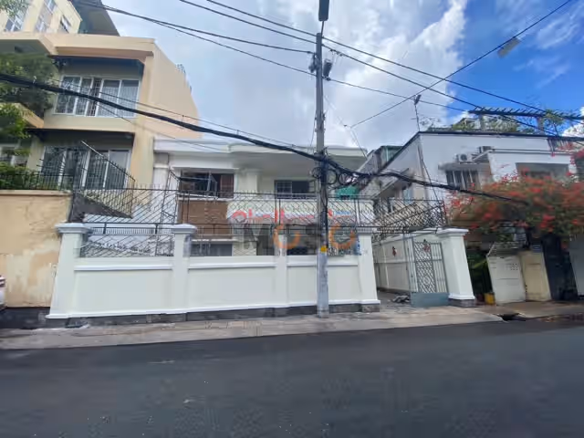 Cho thuê nhà hẻm Bà Huyện Thanh Quan Quận 3, TP.HCM – giá 130 triệu