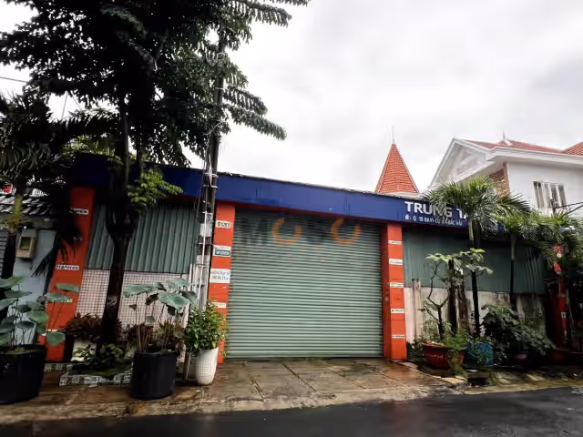 Cho thuê kho, nhà xưởng Ba Vì Quận 10, TP.HCM – giá 75 triệu