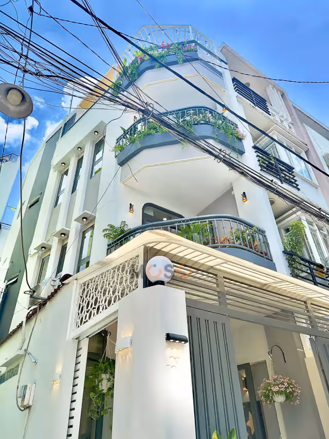 Bán nhà hẻm Cô Giang Quận Phú Nhuận, TP.HCM – 5 phòng ngủ, giá 9.6 tỷ Bán nhà hẻm Cô Giang Quận Phú Nhuận, TP.HCM – 5 phòng ngủ, giá 9.6 tỷ