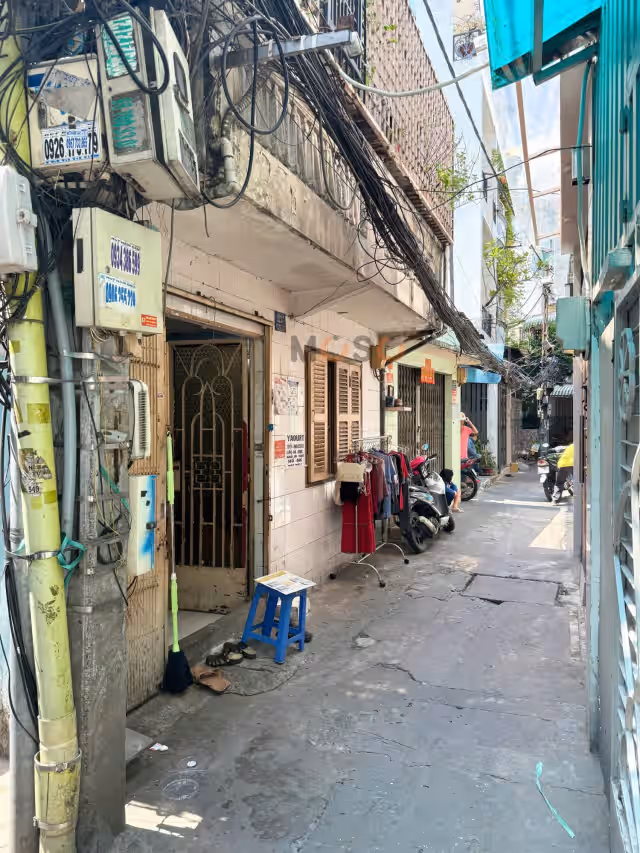 Bán nhà hẻm Vĩnh Viễn Quận 10, TP.HCM – 2 phòng ngủ, giá 4 tỷ Bán nhà hẻm Vĩnh Viễn Quận 10, TP.HCM – 2 phòng ngủ, giá 4 tỷ
