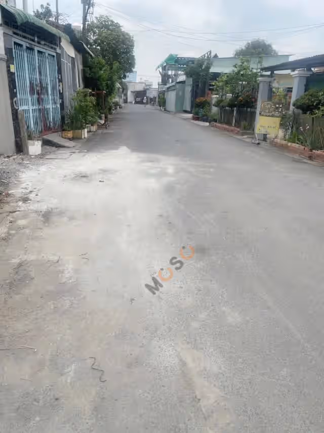 Bán đất Nguyễn Thị Ngâu Huyện Hóc Môn, TP.HCM – giá 4.3 tỷ Bán đất Nguyễn Thị Ngâu Huyện Hóc Môn, TP.HCM – giá 4.3 tỷ