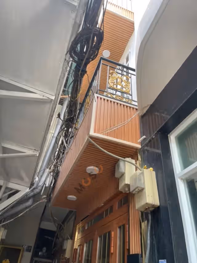 Bán nhà hẻm Hồ Bá Kiện Quận 10, TP.HCM – 3 phòng ngủ, giá 3.5 tỷ Bán nhà hẻm Hồ Bá Kiện Quận 10, TP.HCM – 3 phòng ngủ, giá 3.5 tỷ
