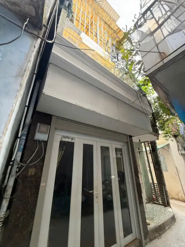 Bán nhà hẻm Phú Trung Quận Tân Bình, TP.HCM – 3 phòng ngủ, giá 3.9 tỷ Bán nhà hẻm Phú Trung Quận Tân Bình, TP.HCM – 3 phòng ngủ, giá 3.9 tỷ