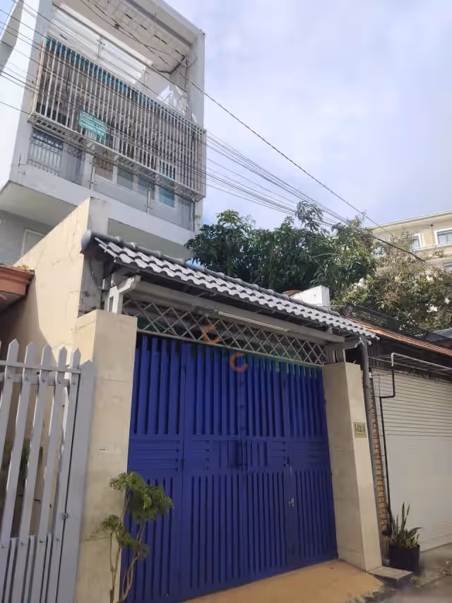 Bán nhà hẻm Đường Huỳnh Tấn Phát Thành phố Bà Rịa, BRVT – 4 phòng ngủ, giá 4.1 tỷ Bán nhà hẻm Đường Huỳnh Tấn Phát Thành phố Bà Rịa, BRVT – 4 phòng ngủ, giá 4.1 tỷ