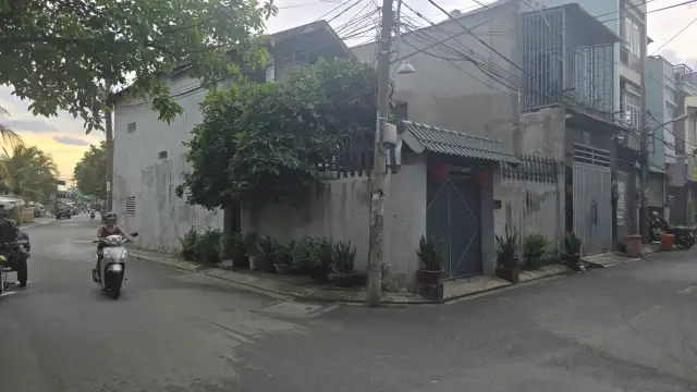 Bán nhà hẻm đường số 11 Quận Bình Tân, TP.HCM – 2 phòng ngủ, giá 9.9 tỷ Bán nhà hẻm đường số 11 Quận Bình Tân, TP.HCM – 2 phòng ngủ, giá 9.9 tỷ