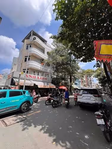 Cho thuê nhà mặt tiền Lý Nam Đế Quận 11, TP.HCM – 3 phòng ngủ, giá 43 triệu Cho thuê nhà mặt tiền Lý Nam Đế Quận 11, TP.HCM – 3 phòng ngủ, giá 43 triệu