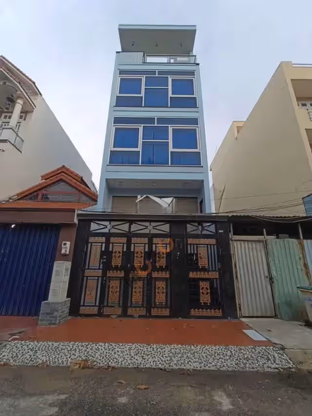 Cho thuê nhà hẻm Lê Thị Riêng Quận 12, TP.HCM – 5 phòng ngủ, giá 18 triệu Cho thuê nhà hẻm Lê Thị Riêng Quận 12, TP.HCM – 5 phòng ngủ, giá 18 triệu