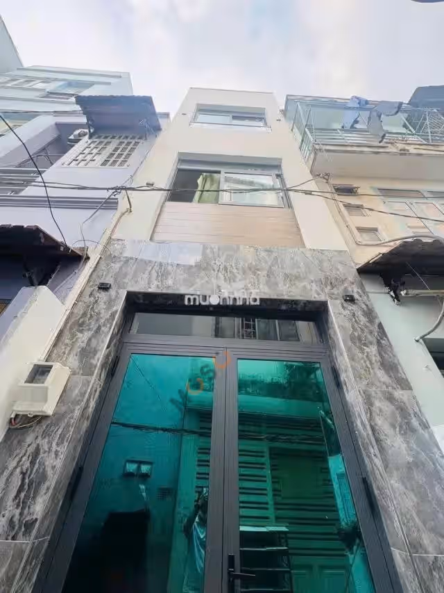 Cho thuê nhà hẻm Quận 10, TP.HCM – 2 phòng ngủ, giá 15 triệu Cho thuê nhà hẻm Quận 10, TP.HCM – 2 phòng ngủ, giá 15 triệu