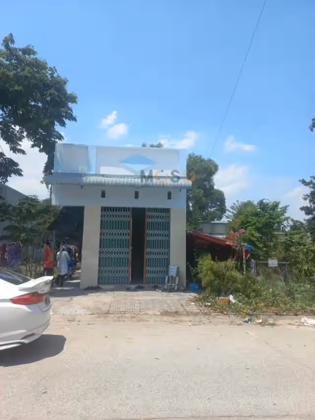 Bán nhà mặt tiền đường NG2 Thành phố Bến Cát, Bình Dương – 5 phòng ngủ, giá 2.3 tỷ Bán nhà mặt tiền đường NG2 Thành phố Bến Cát, Bình Dương – 5 phòng ngủ, giá 2.3 tỷ