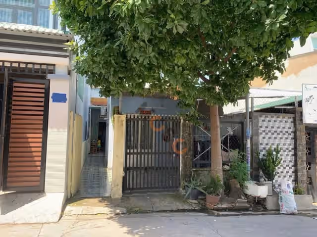 Bán nhà hẻm Nguyễn Đức Thuận Thành phố Thủ Dầu Một, Bình Dương – 2 phòng ngủ, giá 2.4 tỷ