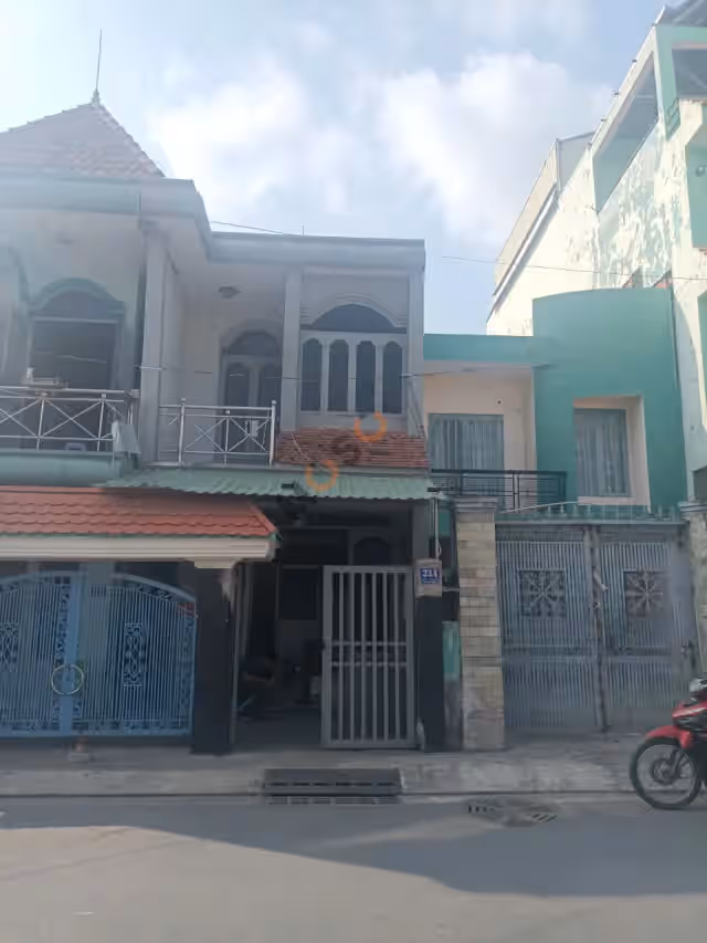 Bán nhà mặt tiền đường số 17 Thành phố Thủ Đức, TP.HCM – 2 phòng ngủ, giá 10.2 tỷ