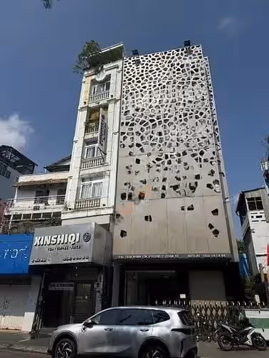 Cho thuê nhà mặt tiền Đường Trần Nhân Tôn Quận 10, TP.HCM – 10 phòng ngủ, giá 135 triệu Cho thuê nhà mặt tiền Đường Trần Nhân Tôn Quận 10, TP.HCM – 10 phòng ngủ, giá 135 triệu
