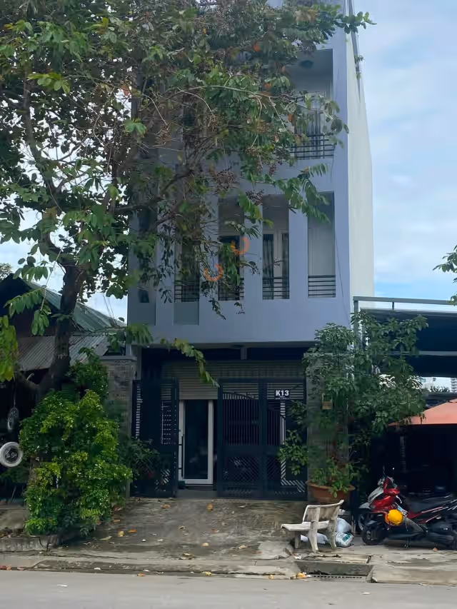 Bán nhà mặt tiền đường D1, Khu dân cư Phú Mỹ  Quận 7, TP.HCM – 3 phòng ngủ, giá 15.5 tỷ