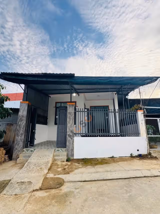 Bán nhà hẻm thôn Phú Lộc Đông 2 Huyện Diên Khánh, Khánh Hòa – 3 phòng ngủ, giá 2.5 tỷ Bán nhà hẻm thôn Phú Lộc Đông 2 Huyện Diên Khánh, Khánh Hòa – 3 phòng ngủ, giá 2.5 tỷ