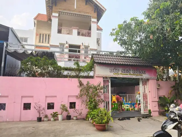 Bán nhà mặt tiền đường Gò Ô Môi Quận 7, TP.HCM – 4 phòng ngủ, giá 28 tỷ Bán nhà mặt tiền đường Gò Ô Môi Quận 7, TP.HCM – 4 phòng ngủ, giá 28 tỷ