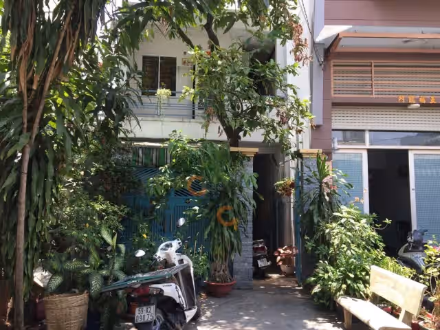 Bán nhà hẻm 299/32B Lê Quang Sung Quận 6, TP.HCM – 4 phòng ngủ, giá 12.2 tỷ