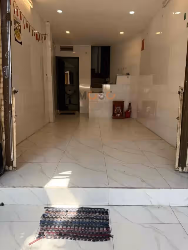 Cho thuê nhà mặt tiền Lãnh Binh Thăng Quận 11, TP.HCM – giá 7 triệu