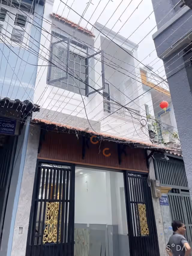 Bán nhà hẻm Nguyễn Ảnh Thủ Quận 12, TP.HCM – 2 phòng ngủ, giá 3.5 tỷ