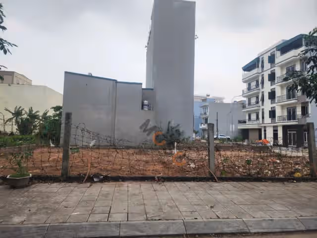 Bán đất Quốc Lộ 32 Huyện Hoài Đức, TP. Hà Nội – giá 9 tỷ Bán đất Quốc Lộ 32 Huyện Hoài Đức, TP. Hà Nội – giá 9 tỷ
