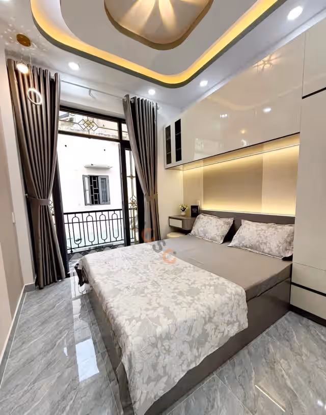 Bán nhà mặt tiền Đường Lạc Long Quân Quận Tân Bình, TP.HCM – 3 phòng ngủ, giá 4.1 tỷ Bán nhà mặt tiền Đường Lạc Long Quân Quận Tân Bình, TP.HCM – 3 phòng ngủ, giá 4.1 tỷ