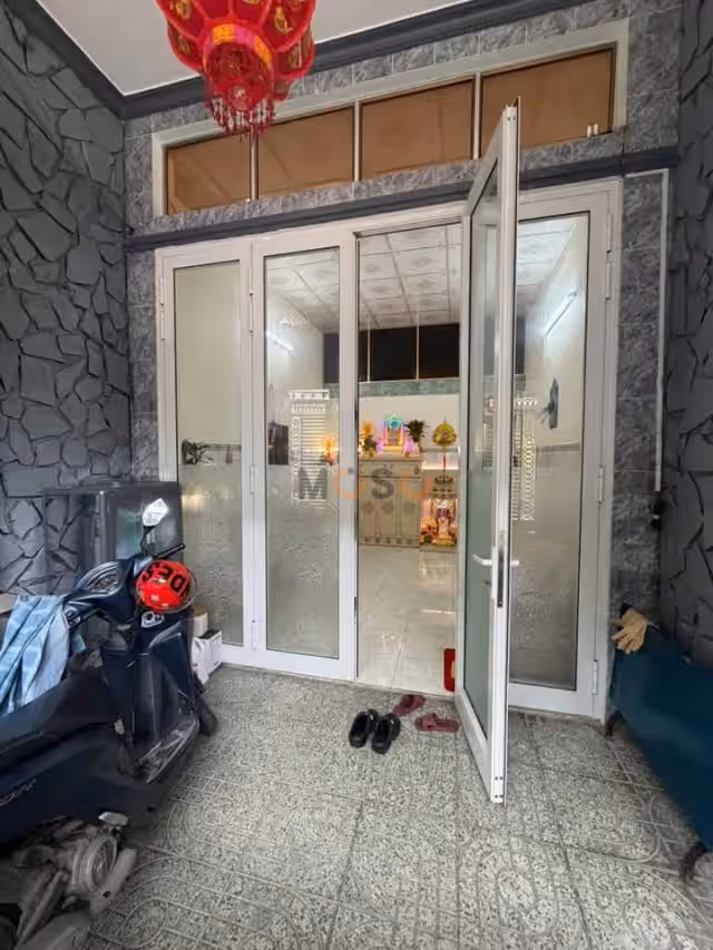 Bán nhà mặt tiền Hoàn Kiếm Thành phố Nha Trang, Khánh Hòa – 2 phòng ngủ, giá 8.3 tỷ Bán nhà mặt tiền Hoàn Kiếm Thành phố Nha Trang, Khánh Hòa – 2 phòng ngủ, giá 8.3 tỷ
