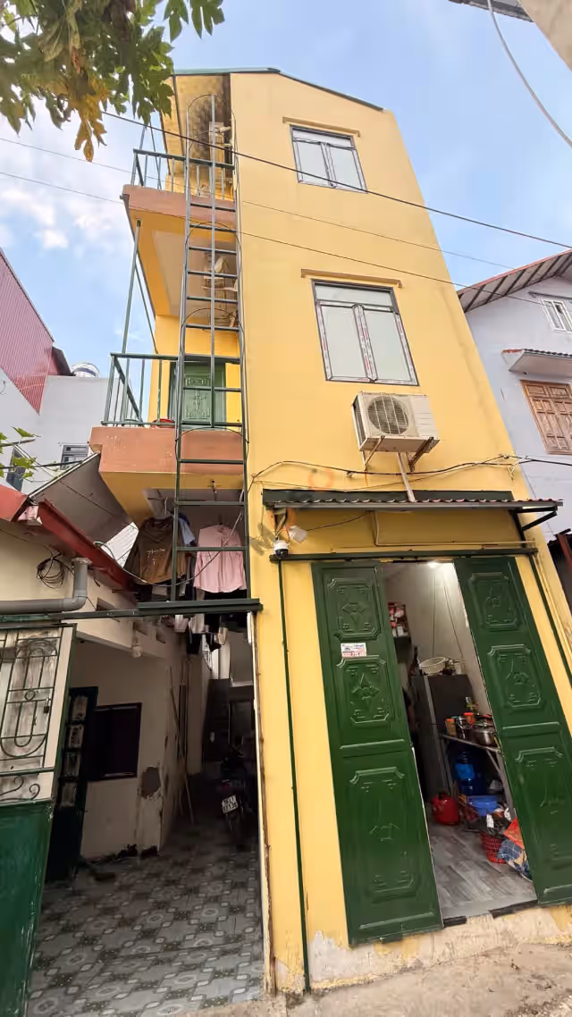 Bán nhà hẻm Đường Quang Minh Huyện Mê Linh, TP. Hà Nội – 6 phòng ngủ, giá 2.6 tỷ