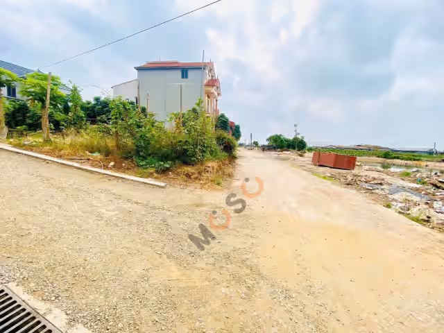 Bán đất hẻm đường Làng Chử Xá Huyện Văn Giang, Hưng Yên – giá 4.9 tỷ Bán đất hẻm đường Làng Chử Xá Huyện Văn Giang, Hưng Yên – giá 4.9 tỷ