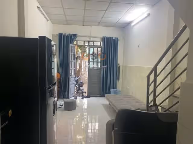 Cho thuê nhà hẻm Song Hành, Đồng Tâm, Trung Chánh Huyện Hóc Môn, TP.HCM – 2 phòng ngủ, giá 5 triệu