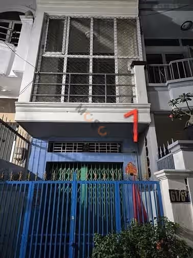 Cho thuê nhà hẻm Quận 5, TP.HCM – 5 phòng ngủ, giá 12 triệu Cho thuê nhà hẻm Quận 5, TP.HCM – 5 phòng ngủ, giá 12 triệu