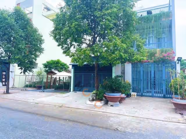 Bán nhà mặt tiền  KDC Thái Dương Thành phố Tân An, Long An – 1 phòng ngủ, giá 5 tỷ