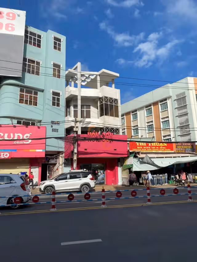 Bán nhà mặt tiền Mậu Thân Quận Ninh Kiều, TP. Cần Thơ – 4 phòng ngủ, giá 24 tỷ Bán nhà mặt tiền Mậu Thân Quận Ninh Kiều, TP. Cần Thơ – 4 phòng ngủ, giá 24 tỷ