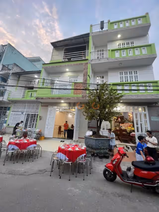 Bán nhà mặt tiền tây lân Quận Bình Tân, TP.HCM – 4 phòng ngủ, giá 4.4 tỷ Bán nhà mặt tiền tây lân Quận Bình Tân, TP.HCM – 4 phòng ngủ, giá 4.4 tỷ