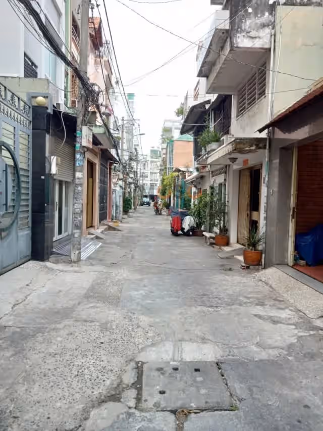 Cho thuê nhà hẻm Nguyễn Tiểu La Quận 10, TP.HCM – 2 phòng ngủ, giá 15 triệu Cho thuê nhà hẻm Nguyễn Tiểu La Quận 10, TP.HCM – 2 phòng ngủ, giá 15 triệu