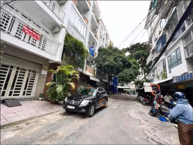 Bán nhà hẻm Hoàng Sa Quận 1, TP.HCM – 5 phòng ngủ, giá 15.5 tỷ