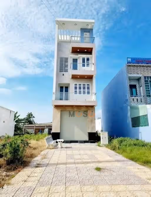 Bán nhà mặt tiền Trần Bạch Đằng Quận Ninh Kiều, TP. Cần Thơ – 5 phòng ngủ, giá 11.9 tỷ