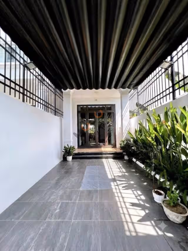 Bán nhà hẻm Thôn Công Lương Quận Thuận Hóa, TP. Huế – 2 phòng ngủ, giá 2.6 tỷ Bán nhà hẻm Thôn Công Lương Quận Thuận Hóa, TP. Huế – 2 phòng ngủ, giá 2.6 tỷ