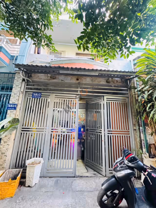 Bán nhà hẻm Lê Văn Phan Quận Tân Phú, TP.HCM – 2 phòng ngủ, giá 5.5 tỷ Bán nhà hẻm Lê Văn Phan Quận Tân Phú, TP.HCM – 2 phòng ngủ, giá 5.5 tỷ