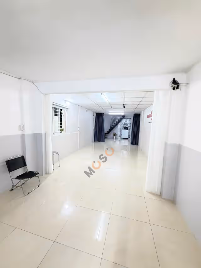 Bán nhà mặt tiền Huỳnh Văn Bánh Quận Phú Nhuận, TP.HCM – 2 phòng ngủ, giá 7.2 tỷ