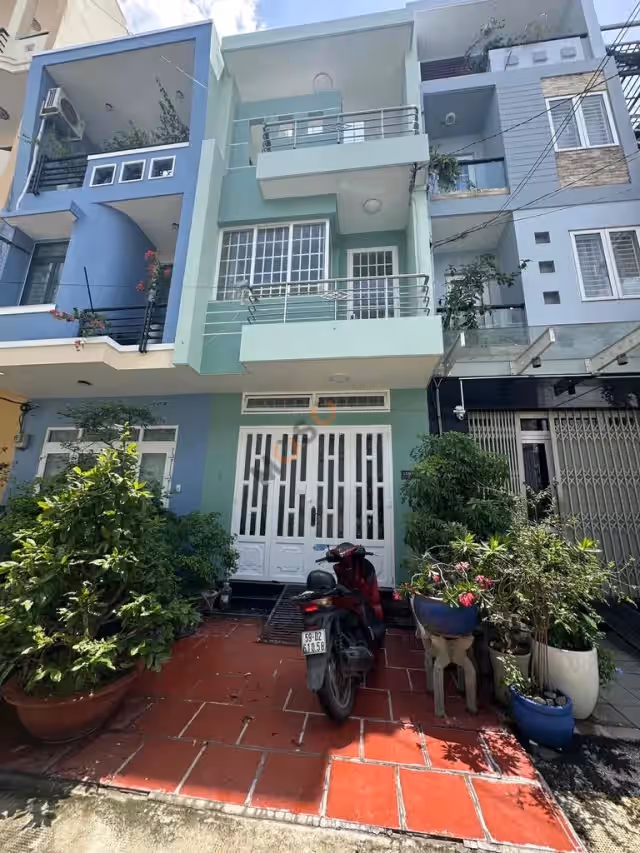 Cho thuê nhà hẻm Trường Chinh Quận Tân Bình, Ho Chi Minh – 3 phòng ngủ, giá 17 triệu Cho thuê nhà hẻm Trường Chinh Quận Tân Bình, Ho Chi Minh – 3 phòng ngủ, giá 17 triệu