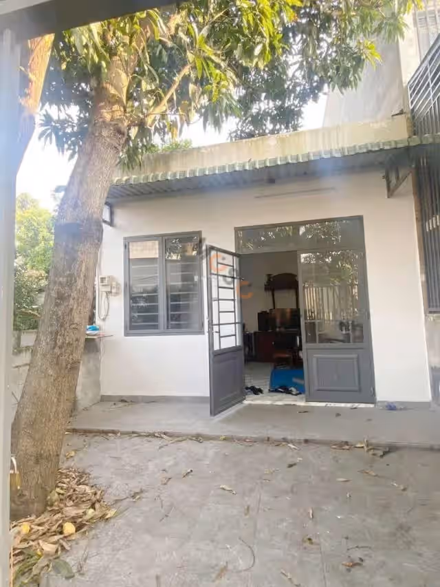 Cho thuê nhà hẻm Đặng Thị Thanh Huyện Hóc Môn, TP.HCM – 2 phòng ngủ, giá 5 triệu
