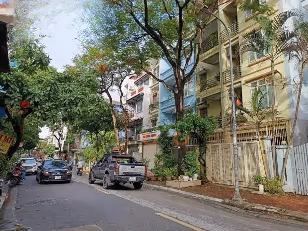 Cho thuê nhà hẻm Phố Trung Kính Yên Hòa, Hà Nội – giá 30 triệu